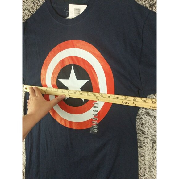 DISNEY MARVEL Captain America Graphic Shirt Mens SZ M Navy Short Sleeve Avengers - Picture 3 of 6